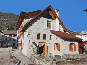 Locazione Turistica Albergo Diffuso - Cjasa Ustin-1